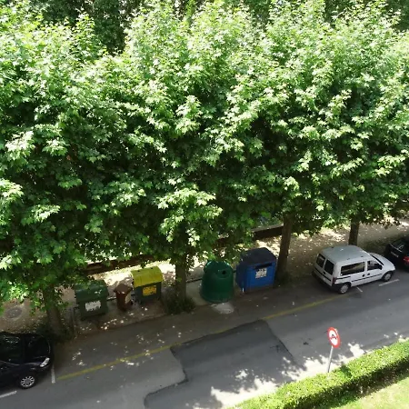 By Interhome Apartament